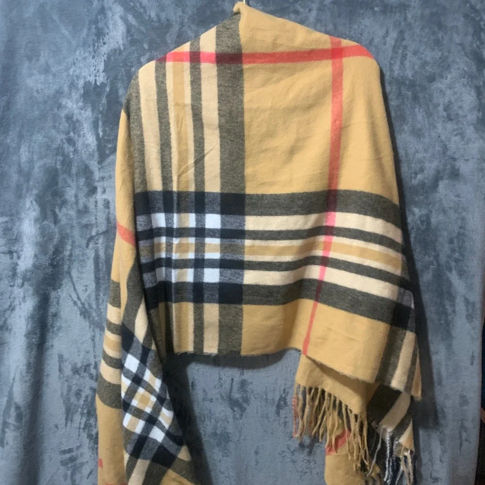 Scarf Womens OS Plaid Tan Black Red White Fringe Wrap Soft Cottage Quiet Luxury